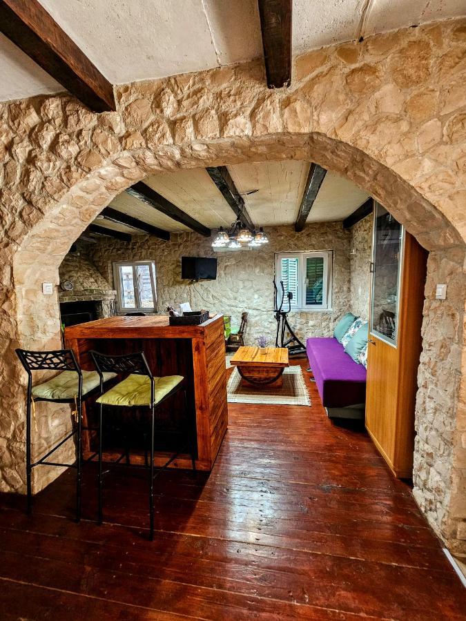 Dalmatia Rustica Comfortable One Bedroom+Fireplace Zadar Eksteriør bilde